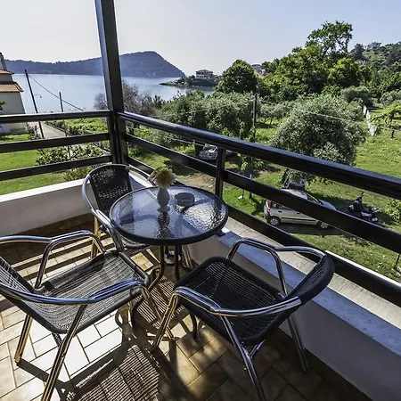 Sylvia Hotel Kinira